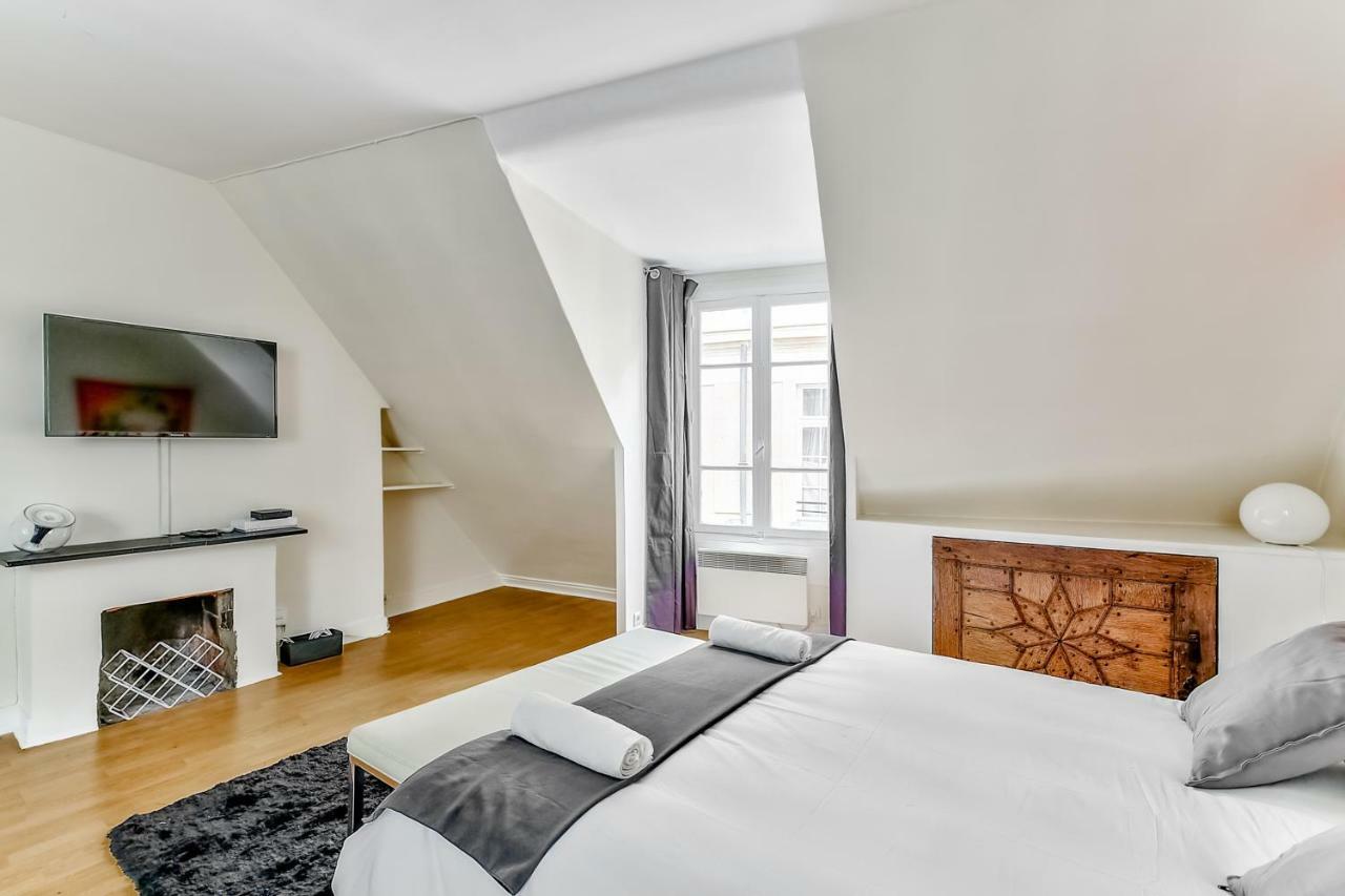 Love Nest in Saint-Michel Paris Extérieur photo